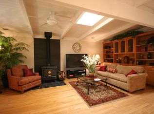 807 Wake Forest Dr, Mountain View, CA 94043