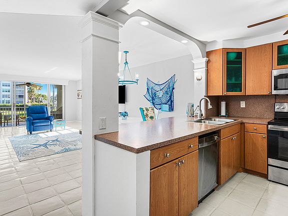 3rd image of 2525 Florida Boulevard #133
