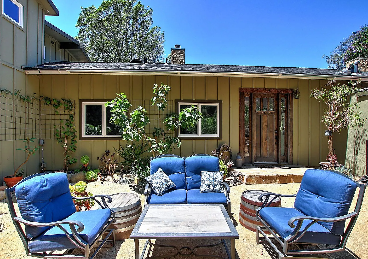 Astoundingly beautiful ocean view property! In the hills of Montecito — Photo 4