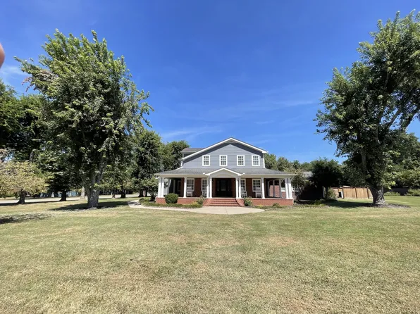 5032 Twin Lakes Dr, Old Hickory, TN 37138