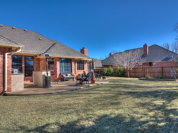 5th image of 12301 Lorien Way