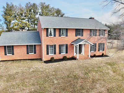 1000 Shawnee Trl, Troutville, VA, 24175