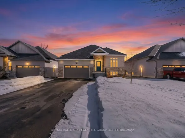 2967 Earl St, Innisfil, ON L9S 3E2