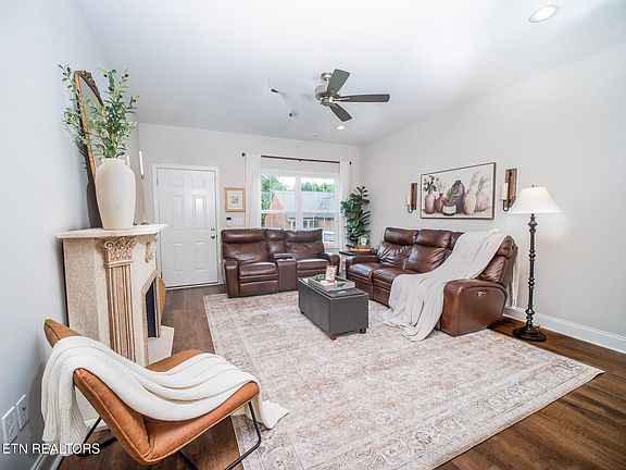 5th image of 496 Jacksonian Way