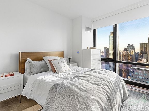 5th image of 21 W End Ave #3309