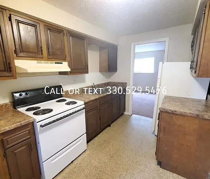 591 E Buchtel Ave — Photo 5