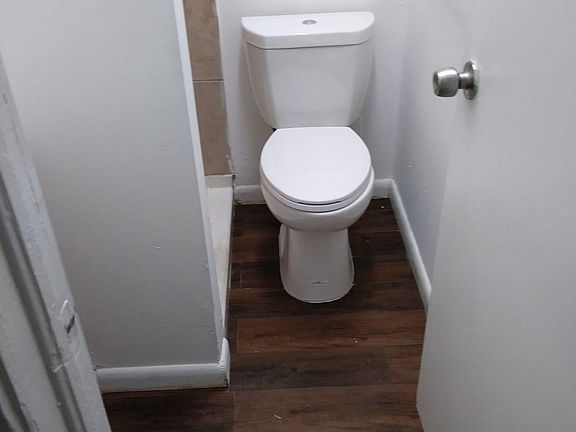 3rd image of 2300 W Flagler St APT 11