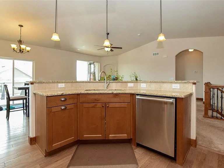 3646 Como Ct — Photo 2