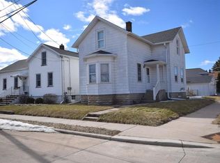 501 Dakota St, Oshkosh, WI 54902