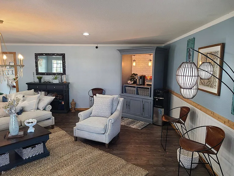 Post Oaks Apartments — Photo 7