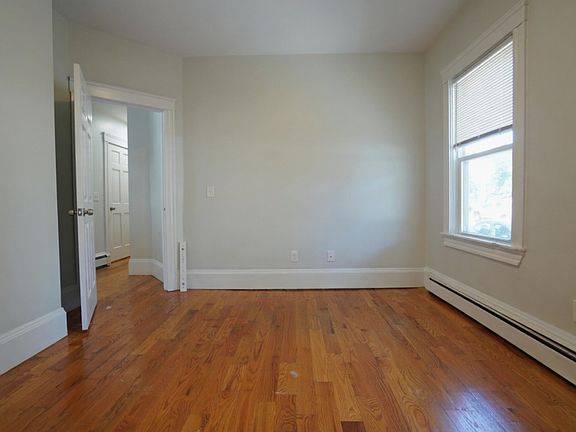 5th image of 88 Hampshire St #3