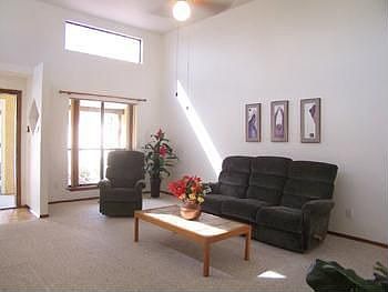 3rd image of 9 Pheasant Hill Dr NE #9