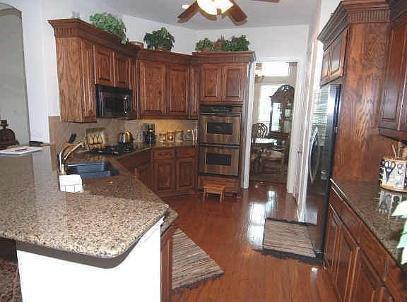 4th image of 4305 Benton Elm Dr