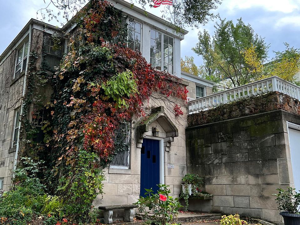 Wayne Street apartment building. fall