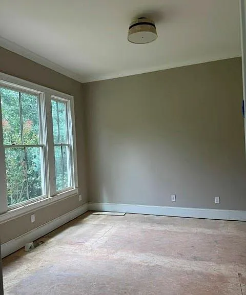 1886 Timothy Dr — Photo 2