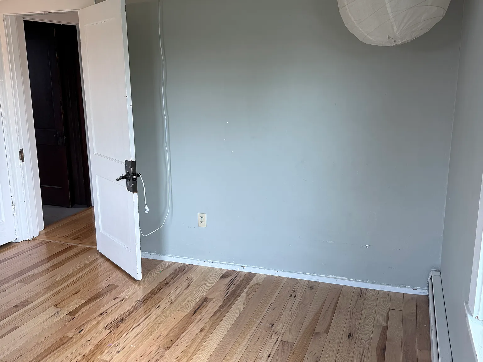 3 bed, 1000 sqft, $2,500 — Photo 4