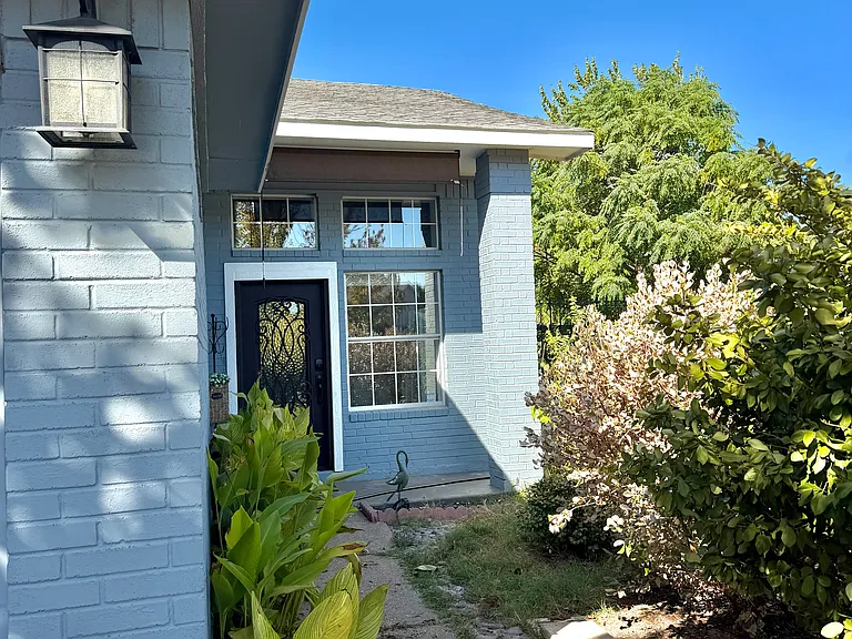 806 Springwood Dr — Photo 12