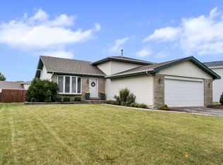 16521 W Montauk Dr, Lockport, IL 60441