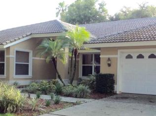 15922 Ellsworth Dr, Tampa, FL 33647