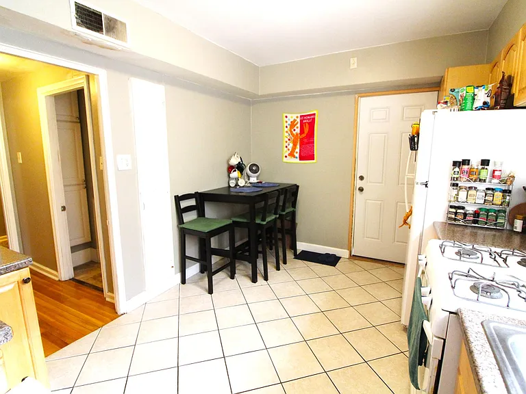 2710 Shady Ave #3 — Photo 7