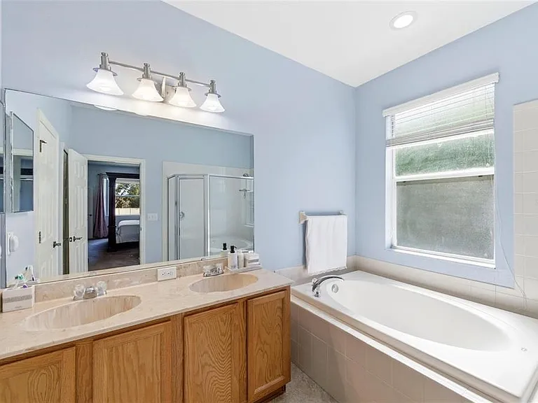 6823 Green Heron Dr — Photo 35