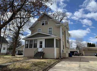 1435 Ohio St, Oshkosh, WI 54902