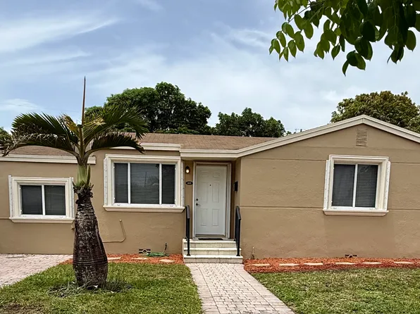 4025 NW 4th St, Miami, FL 33126