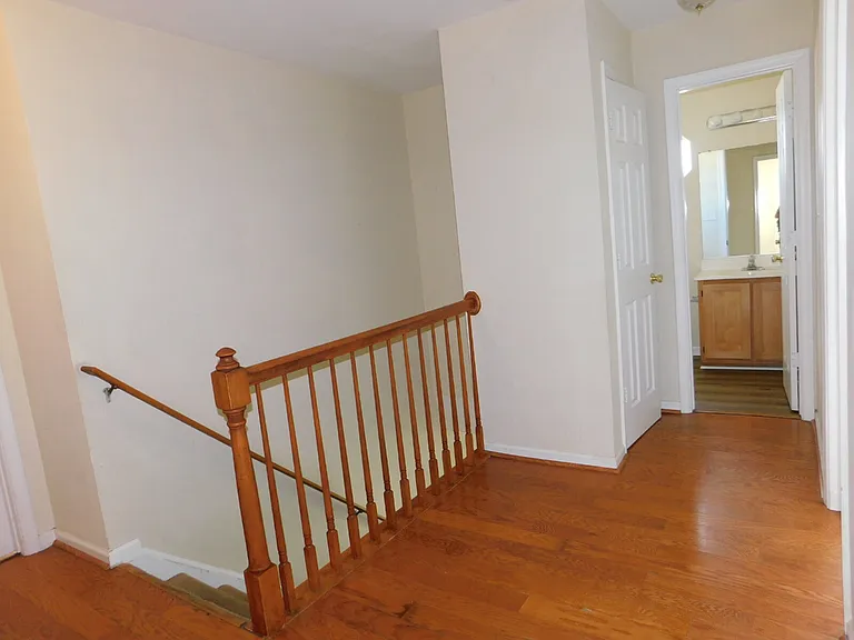 7559 Hughart St — Photo 55