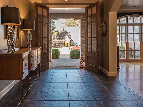 2nd image of 9981 Bentwood Creek Cv