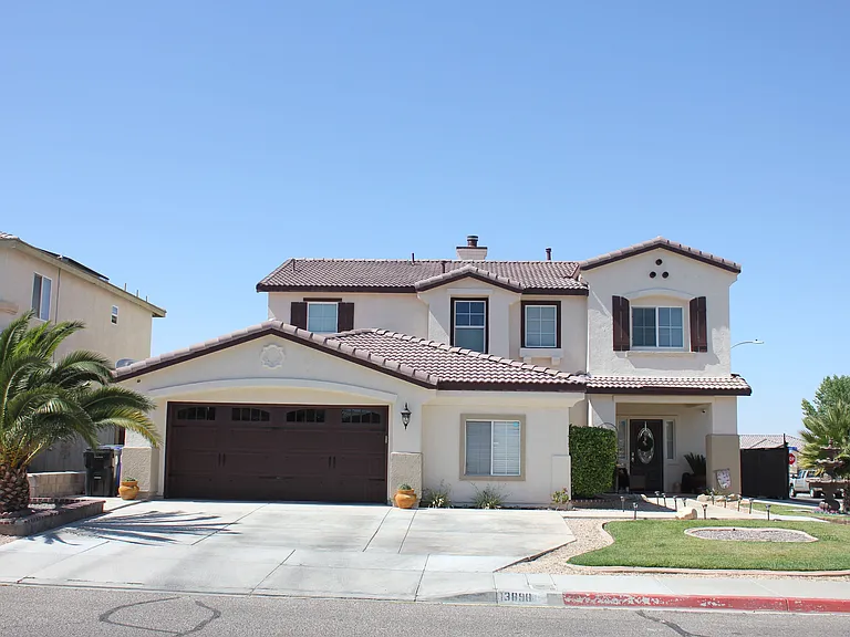 13898 Chestnut St — Photo 30