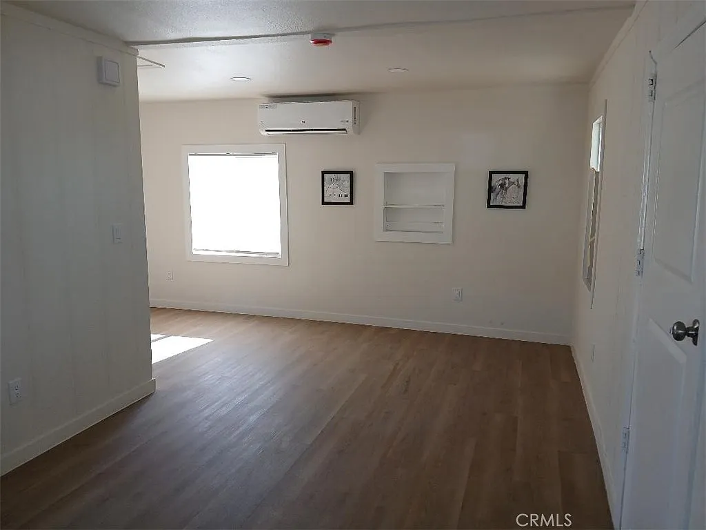 2 bed, 714 sqft, $1,775 — Photo 4