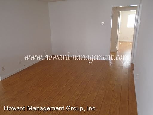 5th image of 1037 5th St APT 5