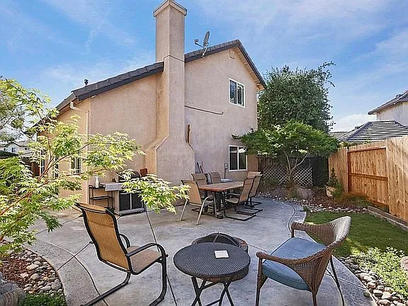 1601 Barkley Ln — Photo 38
