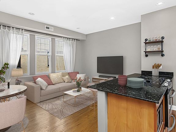 5th image of 5623 N Wayne Ave APT B3