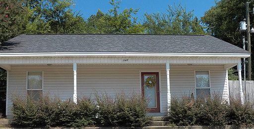 1st image of 114 W Gillespie St #F