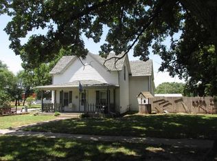 203 N Maple St, Dexter, KS 67038