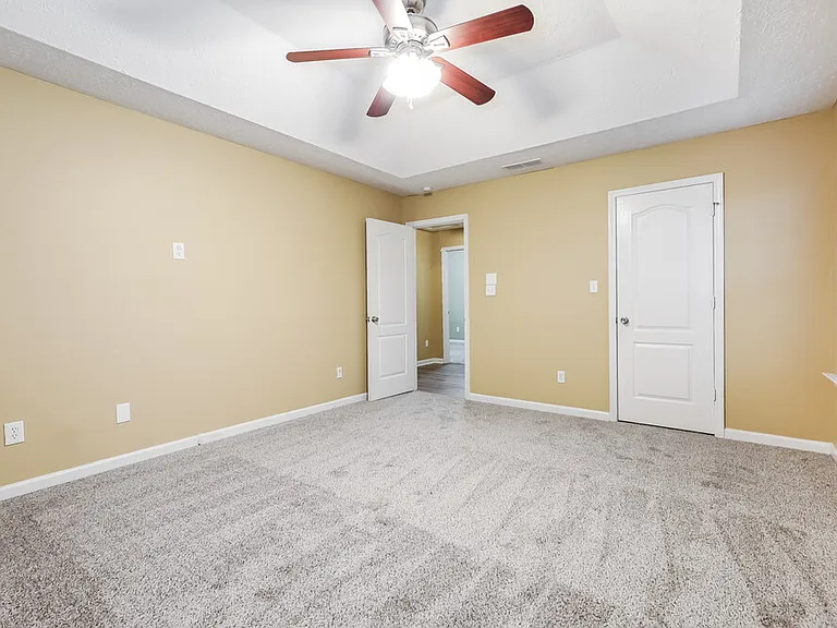 830 Rock Shoals Ct — Photo 9