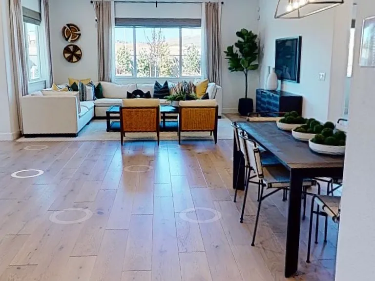 4928 Gold Rush Dr — Photo 2