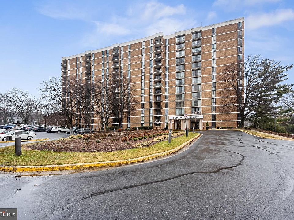 1st image of 2300 Pimmit Dr APT 112