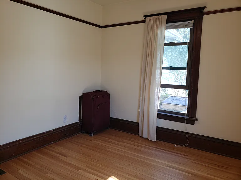 2125 E Washington Ave #2 — Photo 6