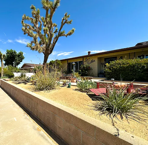 57075 Yucca Trl #3 Photo 1