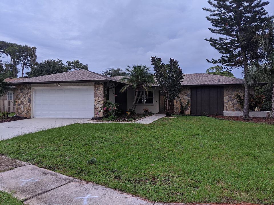 1st image of 3642 Fairway Forest Cir