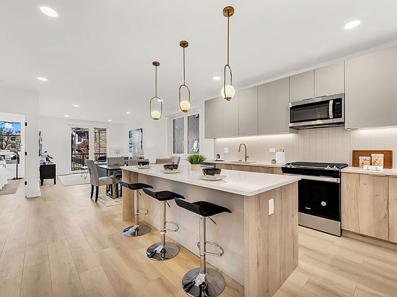5th image of 4744 S Michigan Ave #1W