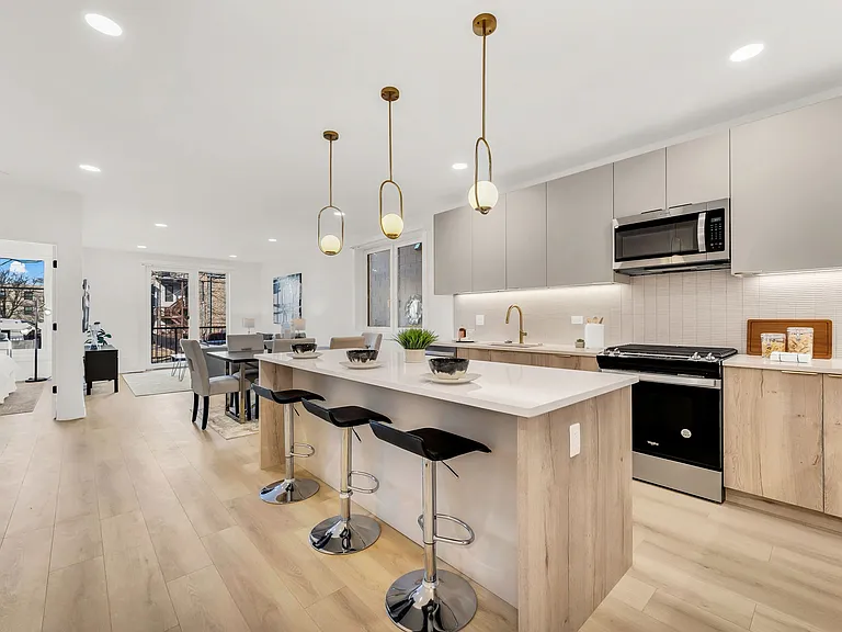 4744 S Michigan Ave #1W — Photo 5