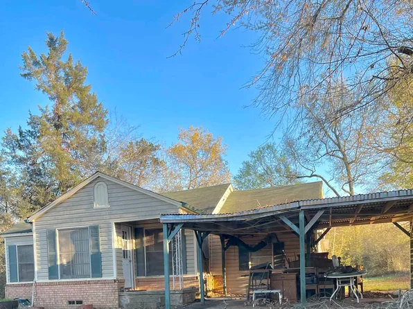 300 State Highway 43 E, Henderson, TX 75652