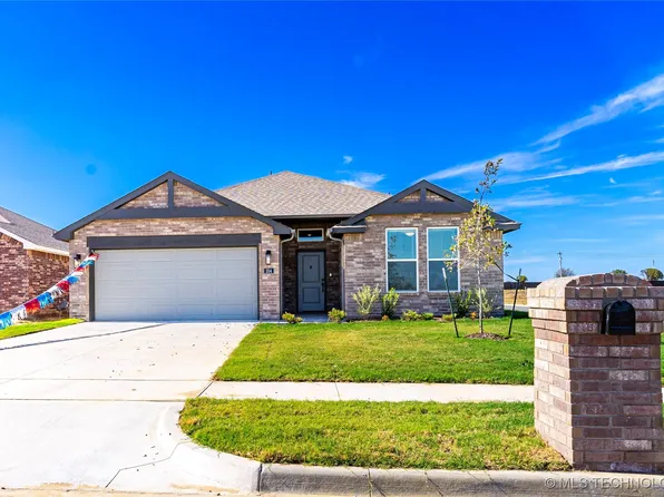 204 S 25th St, Collinsville, OK 74021