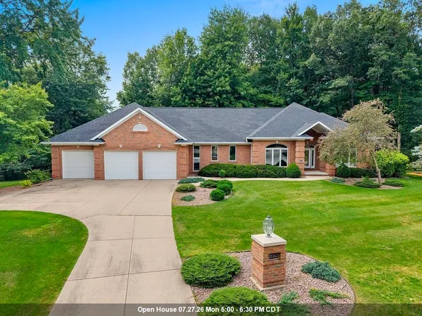 2060 Muirwood Ct, Green Bay, WI 54313