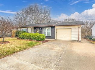 2923 Lyme St, Saint Charles, MO 63301