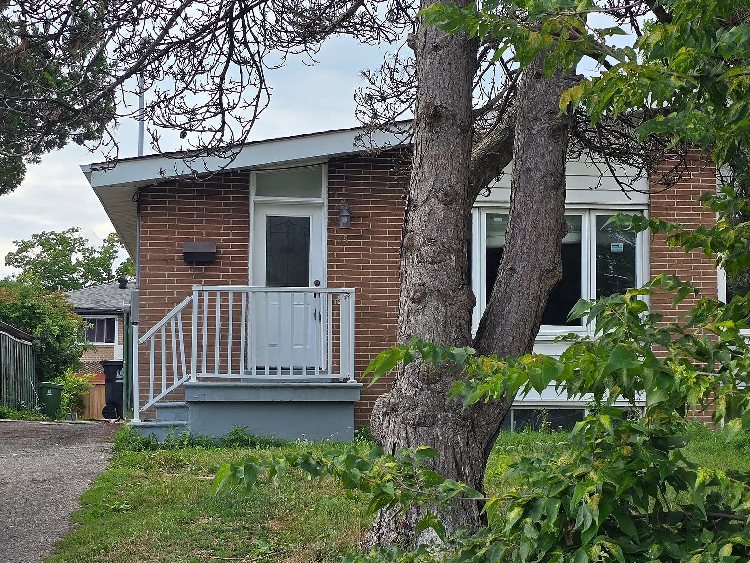3 bed, $2,900 — Photo 2