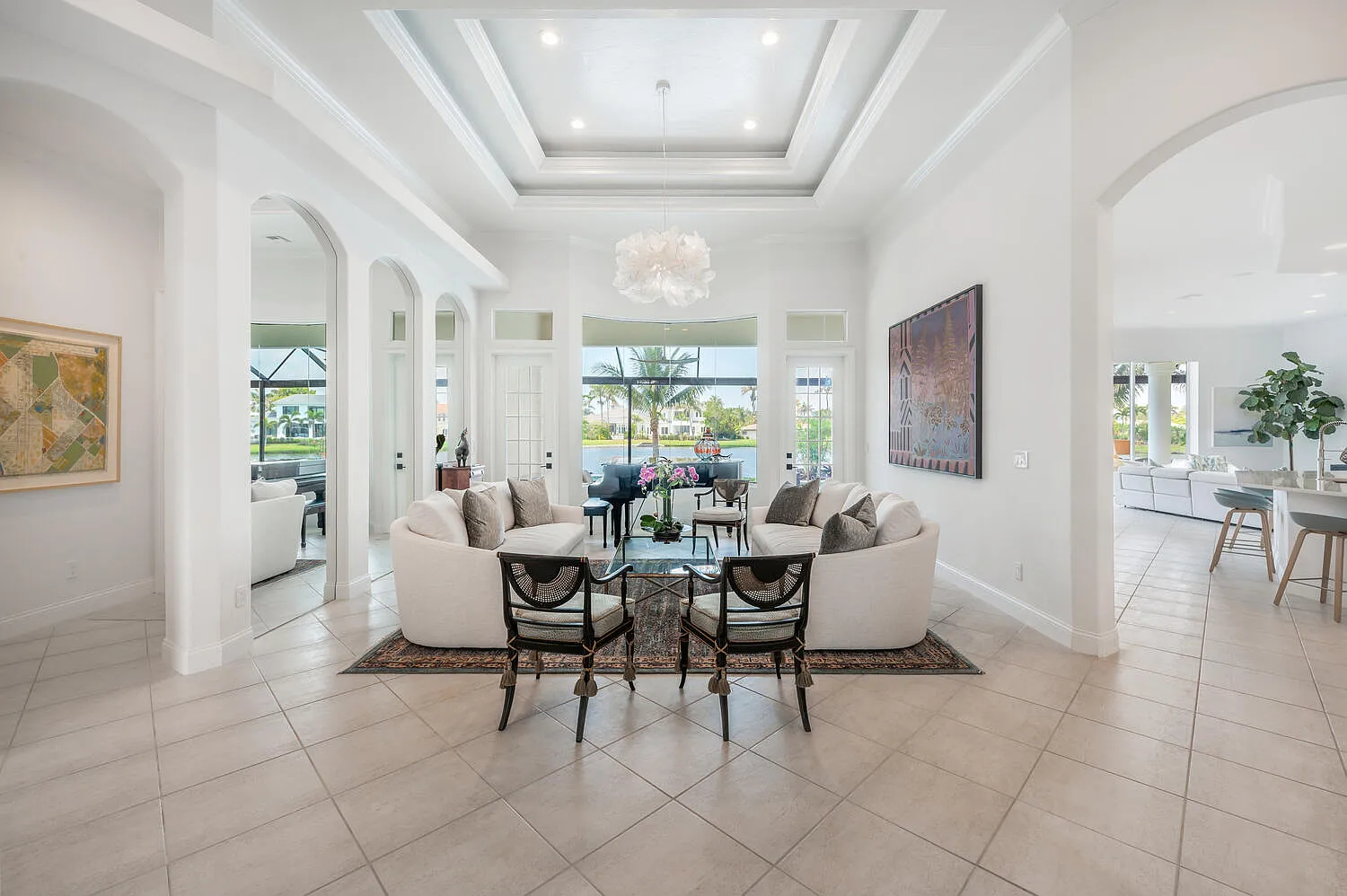 3 bed, 4.5 bath, 4412 sqft, $29,500 — Photo 3